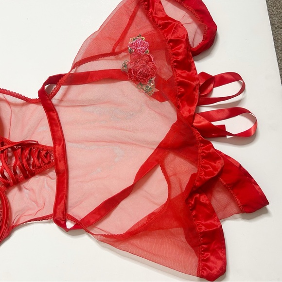 NWT VERY SEXY
Wicked Unlined Sheer Dotted Mesh Lace Apron (Size L) - Picture 7 of 10